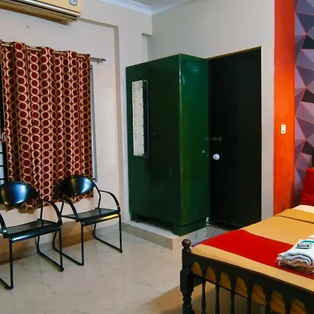 Cochin Hotel Inn Kochi Exterior photo