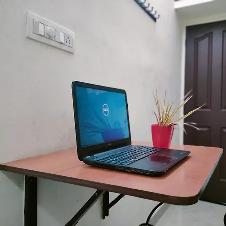 Cochin Hotel Inn Kochi Exterior photo